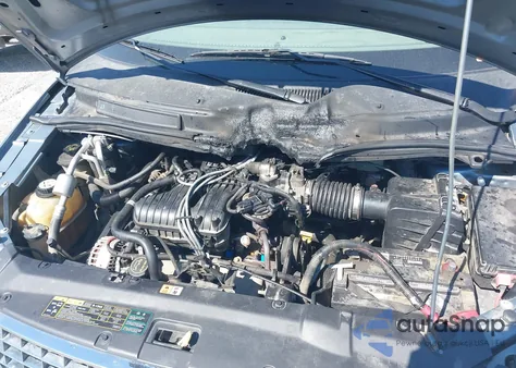 2005 Ford Freestar Limited from USA, damaged, VIN 2FMDA58265BA13354